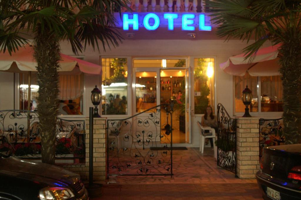 Hotel Gold Stern à Paralía Extérieur photo