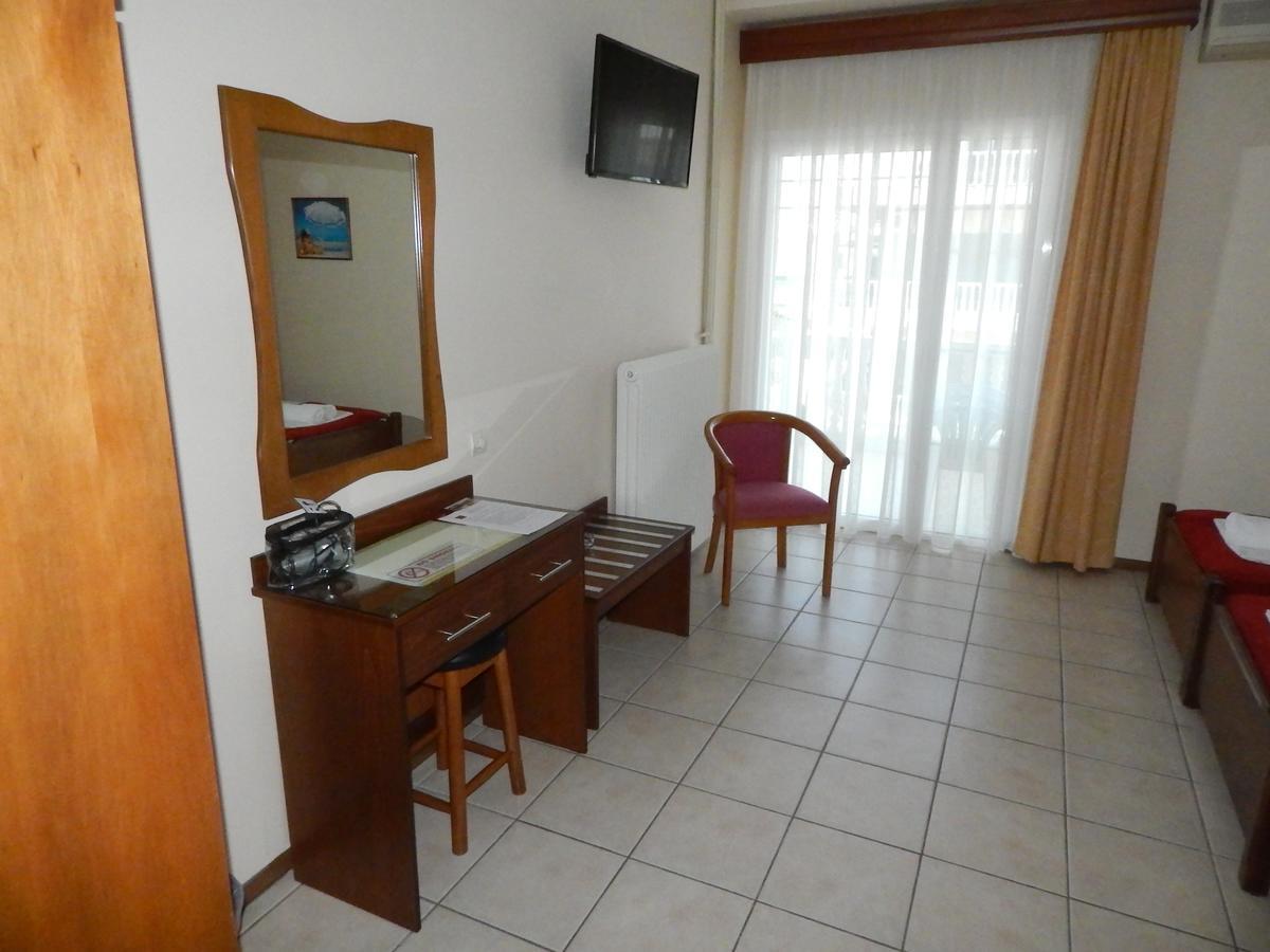 Hotel Gold Stern à Paralía Extérieur photo